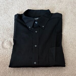 Izod Black Men's Button-Up Dress Shirt